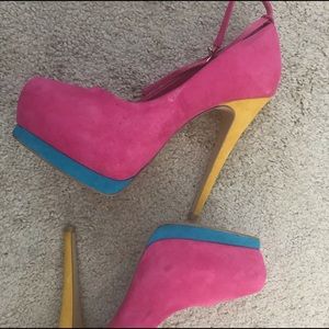 Steve Madden Opticall Multi Suede